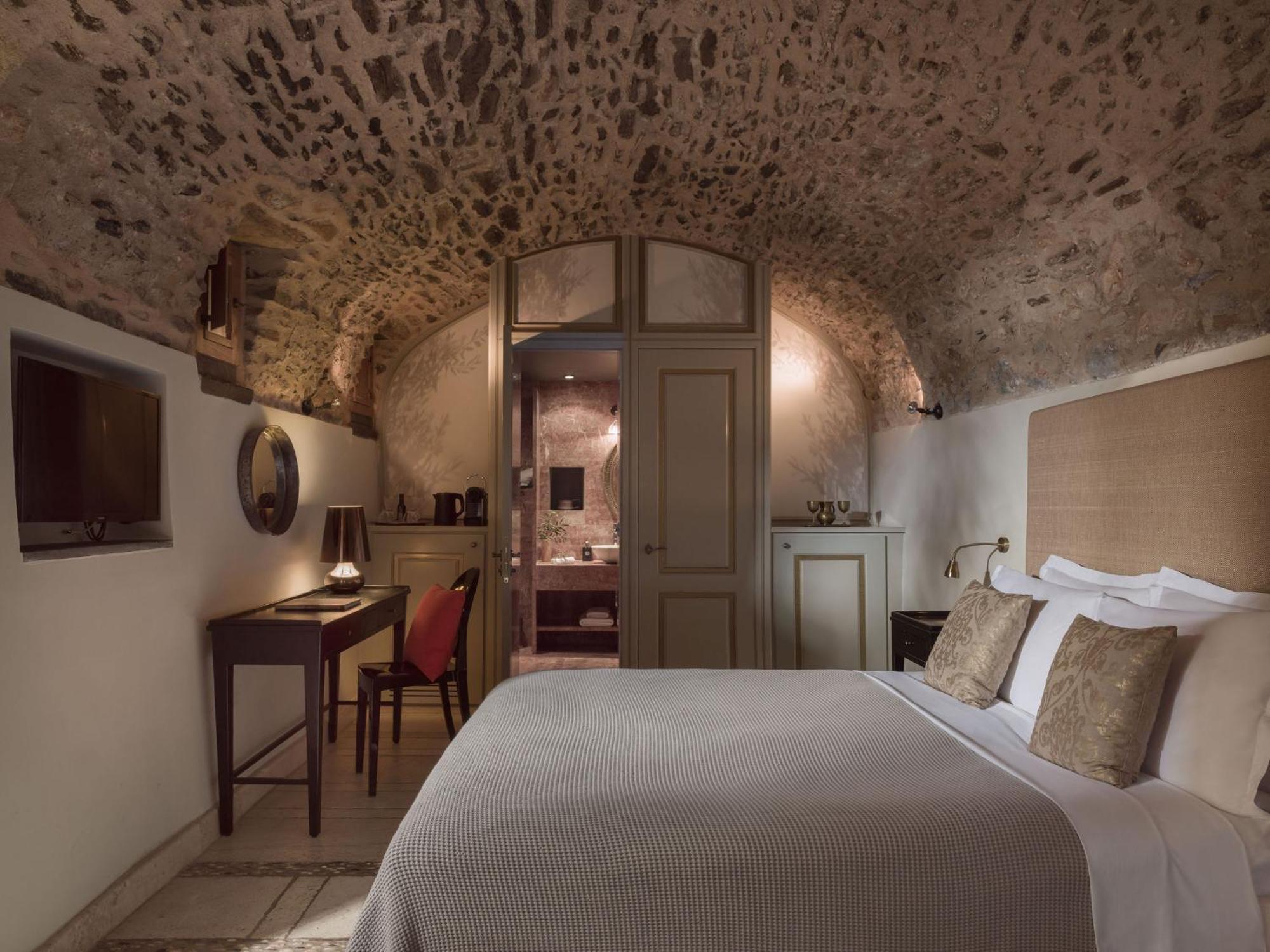 Kinsterna Hotel Monemvasia Bagian luar foto